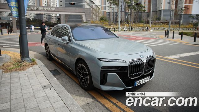BMW 7-Series 740d xDrive M Sport