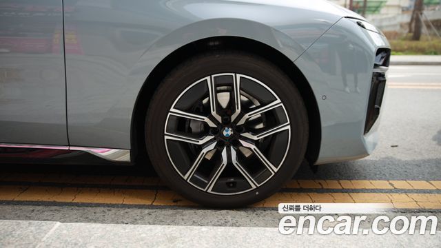 BMW 7-Series 740d xDrive M Sport