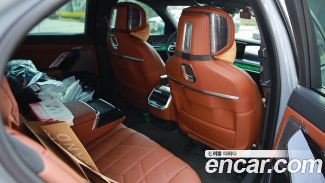 BMW 7-Series 740d xDrive M Sport