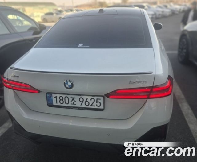 BMW 5Series (G60) 530i xDrive M Sport Pro Special Edition