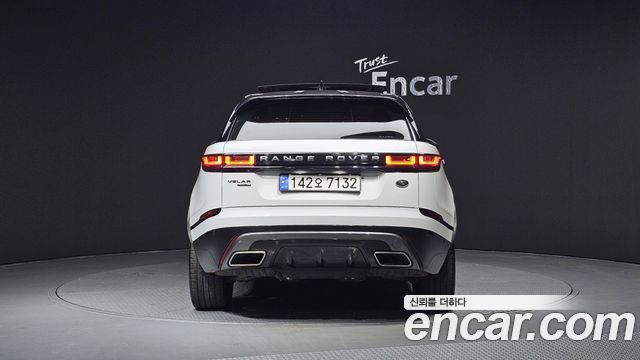 Land Rover Range Rover Velar 3.0 D300 R-Dynamic HSE