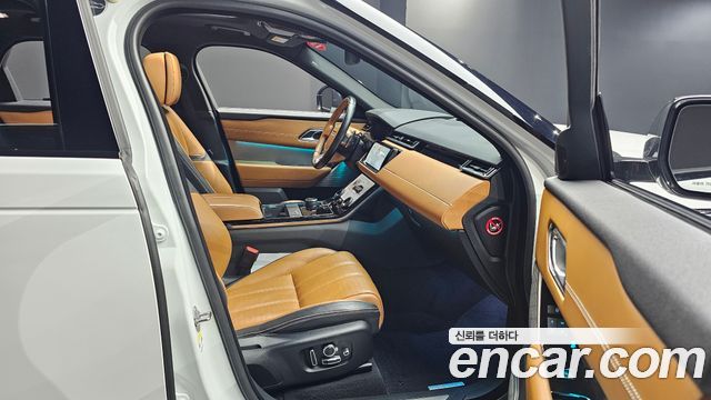 Land Rover Range Rover Velar 3.0 D300 R-Dynamic HSE