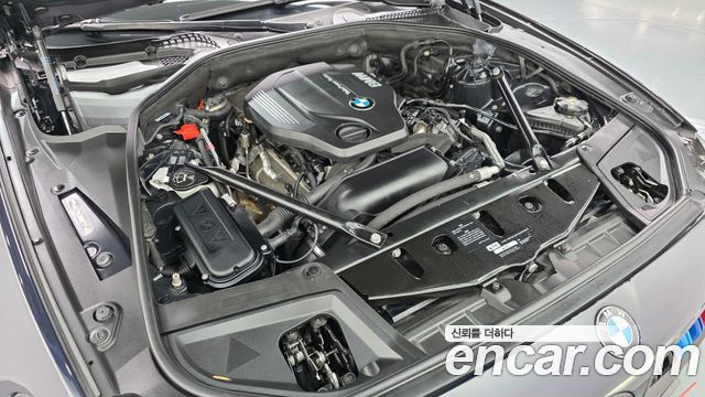 BMW 5-Series 520d xDrive M Aero Dynamic