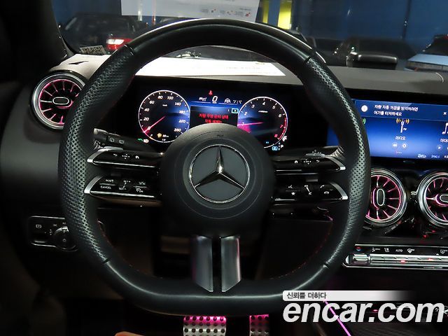 Mercedes-Benz GLA-Class H247 GLA250 4MATIC
