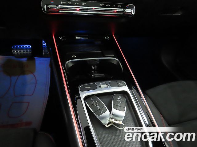 Mercedes-Benz GLA-Class H247 GLA250 4MATIC