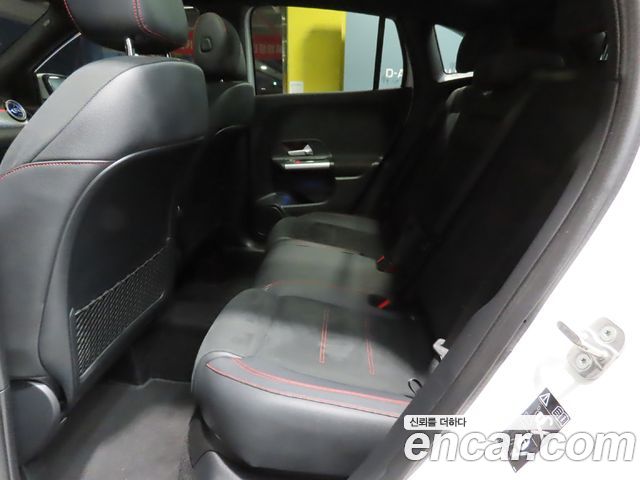 Mercedes-Benz GLA-Class H247 GLA250 4MATIC
