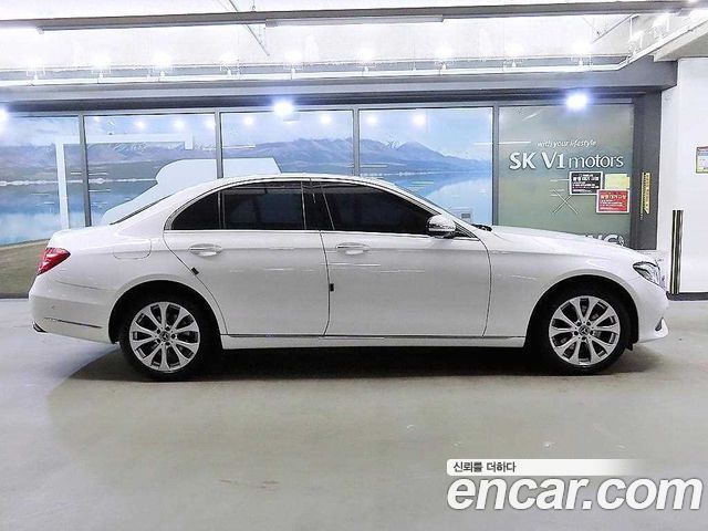 Mercedes-Benz E-Class E220d 4MATIC Exclusive