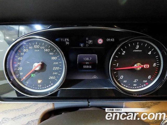 Mercedes-Benz E-Class E220d 4MATIC Exclusive