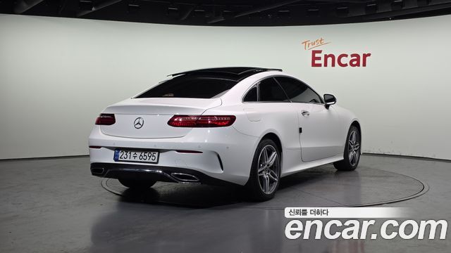 Mercedes-Benz E-Class W213 E220d Coupe