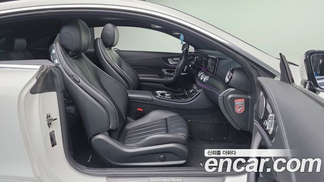 Mercedes-Benz E-Class W213 E220d Coupe