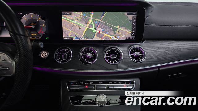 Mercedes-Benz E-Class W213 E220d Coupe