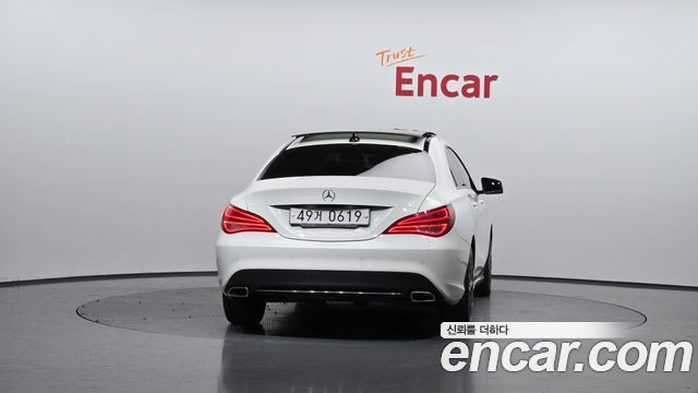 Mercedes-Benz CLA-Class CLA200 d 4MATIC