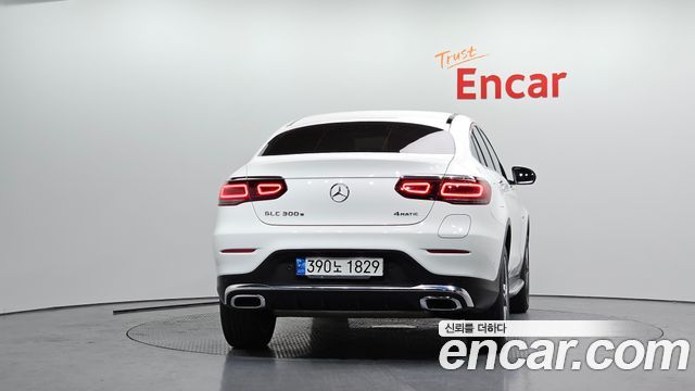 Mercedes-Benz GLC-Class GLC300e 4MATIC Coupe