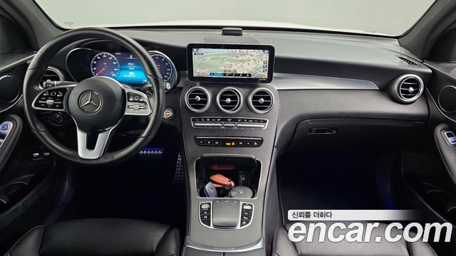 Mercedes-Benz GLC-Class GLC300e 4MATIC Coupe