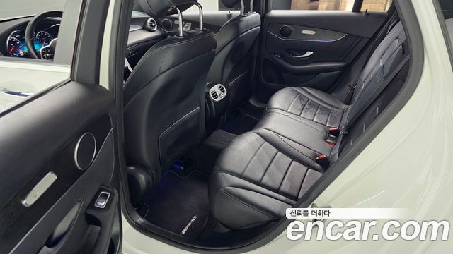 Mercedes-Benz GLC-Class GLC300e 4MATIC Coupe