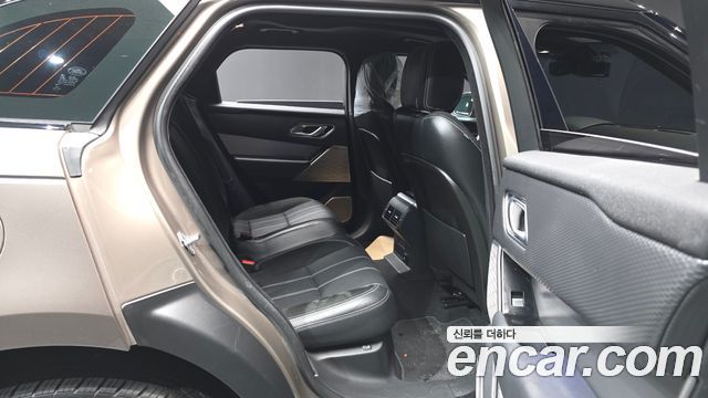 Land Rover Range Rover Velar 2.0 D240 R-Dynamic SE