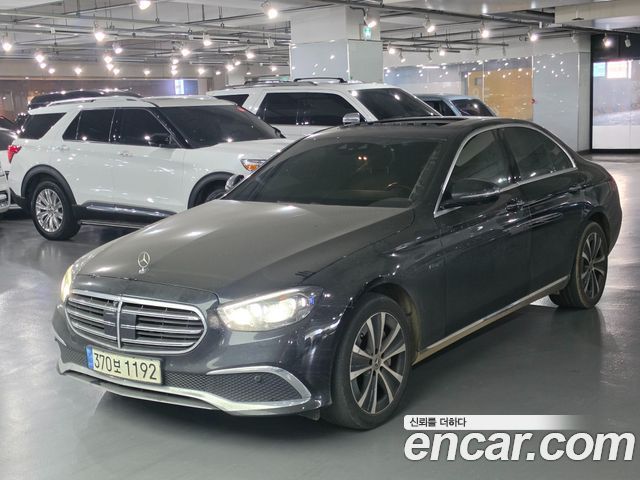 Mercedes-Benz E-Class E300e 4MATIC Exclusive