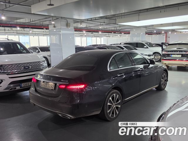 Mercedes-Benz E-Class E300e 4MATIC Exclusive