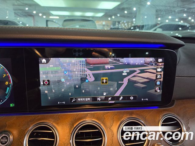Mercedes-Benz E-Class E300e 4MATIC Exclusive