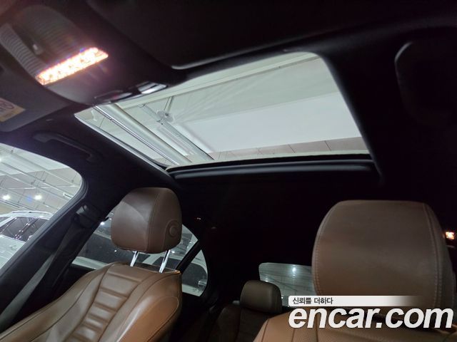Mercedes-Benz E-Class E300e 4MATIC Exclusive