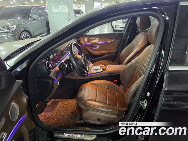 Mercedes-Benz E-Class E300e 4MATIC Exclusive