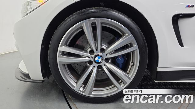 BMW 4-Series 428i M Sport Convertible