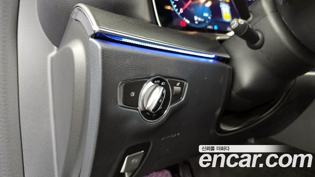 Mercedes-Benz E-Class W213 E250 Avantgarde