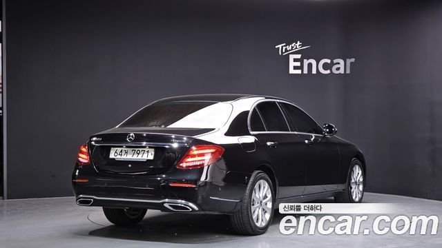 Mercedes-Benz E-Class E220d 4MATIC Exclusive