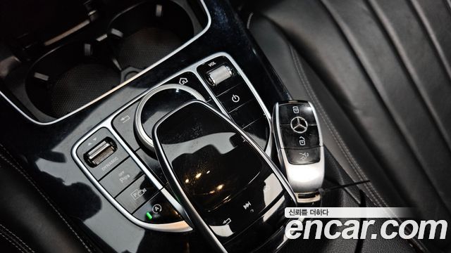 Mercedes-Benz E-Class E220d 4MATIC Exclusive