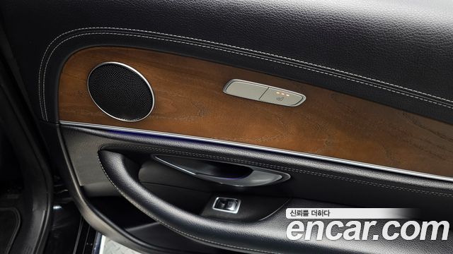 Mercedes-Benz E-Class E220d 4MATIC Exclusive