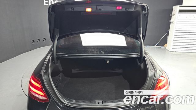 Mercedes-Benz E-Class E220d 4MATIC Exclusive