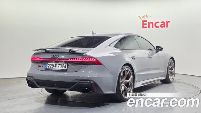 Audi RS7 4.0 TFSI Quattro Performance