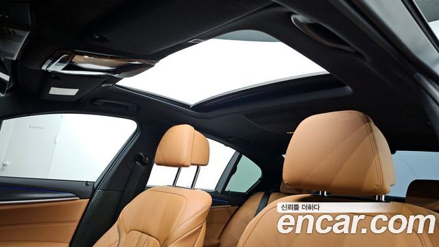 BMW 5-Series 520i M Sport