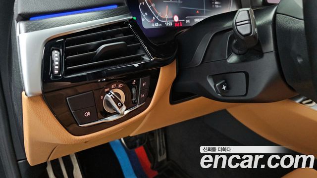 BMW 5-Series 520i M Sport