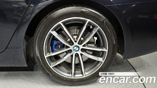 BMW 5-Series 520i M Sport