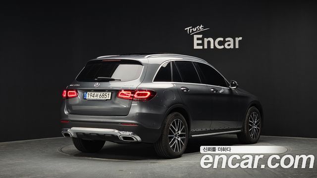Mercedes-Benz GLC-Class GLC220 d 4MATIC