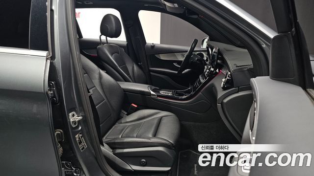 Mercedes-Benz GLC-Class GLC220 d 4MATIC