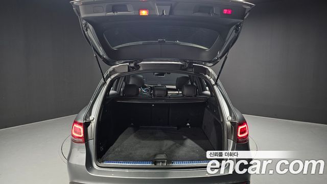 Mercedes-Benz GLC-Class GLC220 d 4MATIC