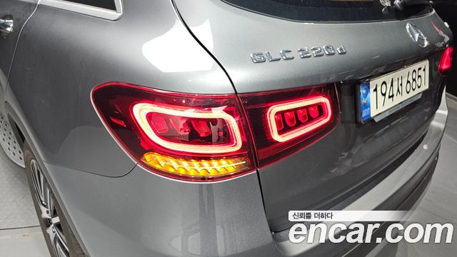 Mercedes-Benz GLC-Class GLC220 d 4MATIC