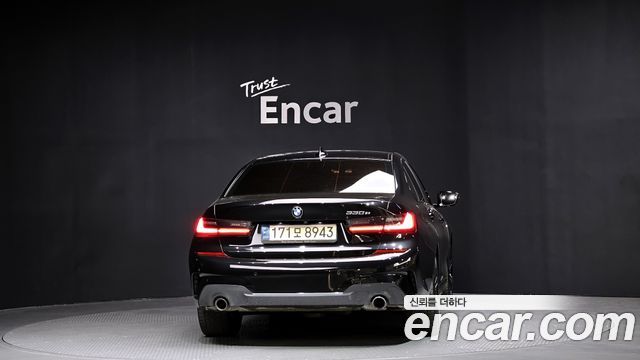 BMW 3-Series 330e M Sport