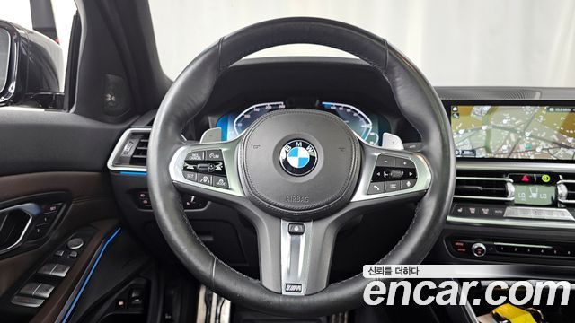 BMW 3-Series 330e M Sport