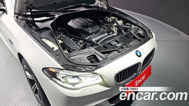 BMW 5-Series 520d xDrive M Aero Dynamic