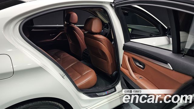 BMW 5-Series 520d xDrive M Aero Dynamic