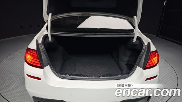 BMW 5-Series 520d xDrive M Aero Dynamic