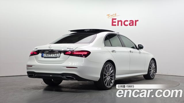 Mercedes-Benz E-Class W213 E350 4MATIC AMG Line