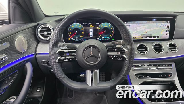 Mercedes-Benz E-Class W213 E350 4MATIC AMG Line