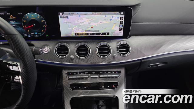 Mercedes-Benz E-Class W213 E350 4MATIC AMG Line