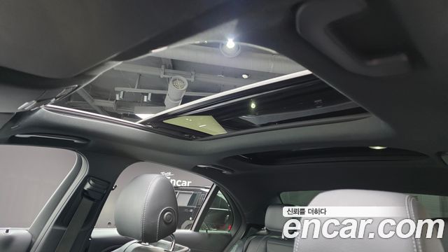 Mercedes-Benz E-Class W213 E350 4MATIC AMG Line