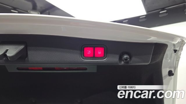 Mercedes-Benz E-Class W213 E350 4MATIC AMG Line