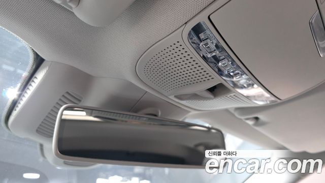Mercedes-Benz E-Class E300 4MATIC Exclusive